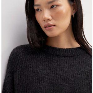 Everlane The Alpaca Crew Sweater - XS, NWOT, Heather Black